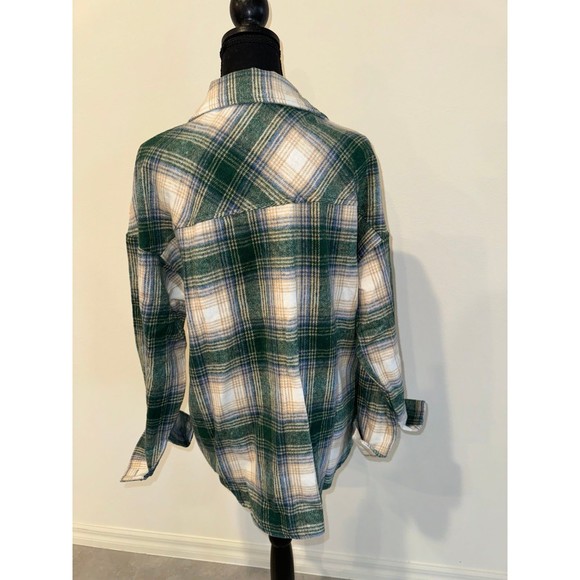 Flannel - Picture 2 of 6